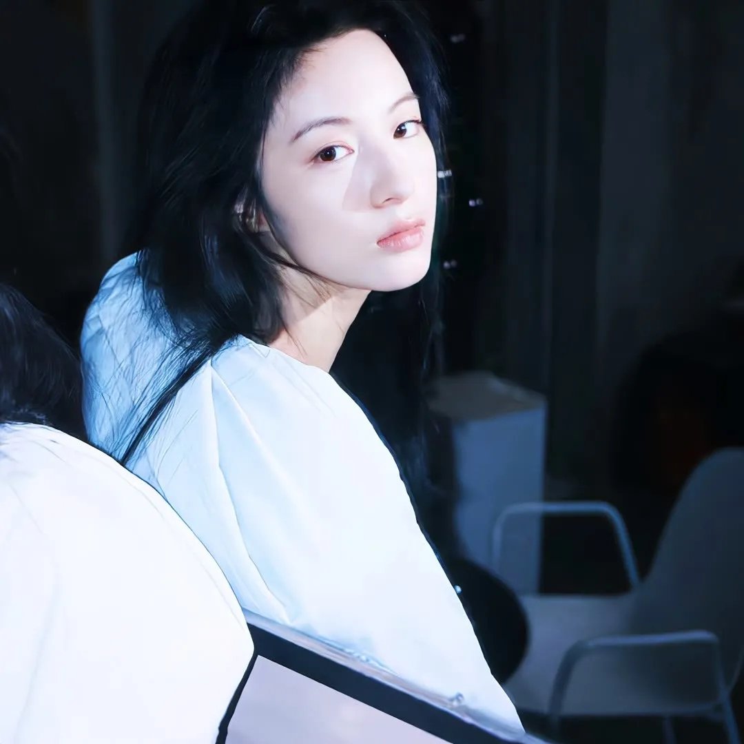 玉蝎子的魔咒