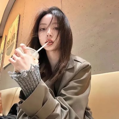 警花变色龙